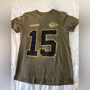 NFL Nike Kansas City Chiefs Mahomes 15 cotton short sleeve tee Salute to Service